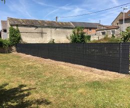 Pose d'une clôture avec occultants noire Chartres (28)